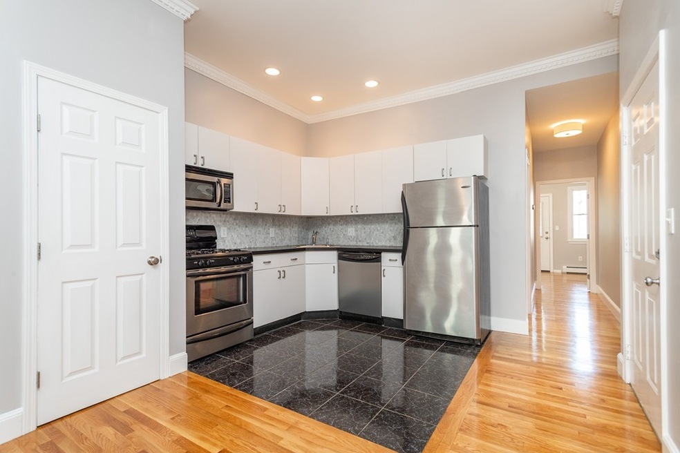 239 W 5th St unit A, Boston, MA 02127 - photo 1