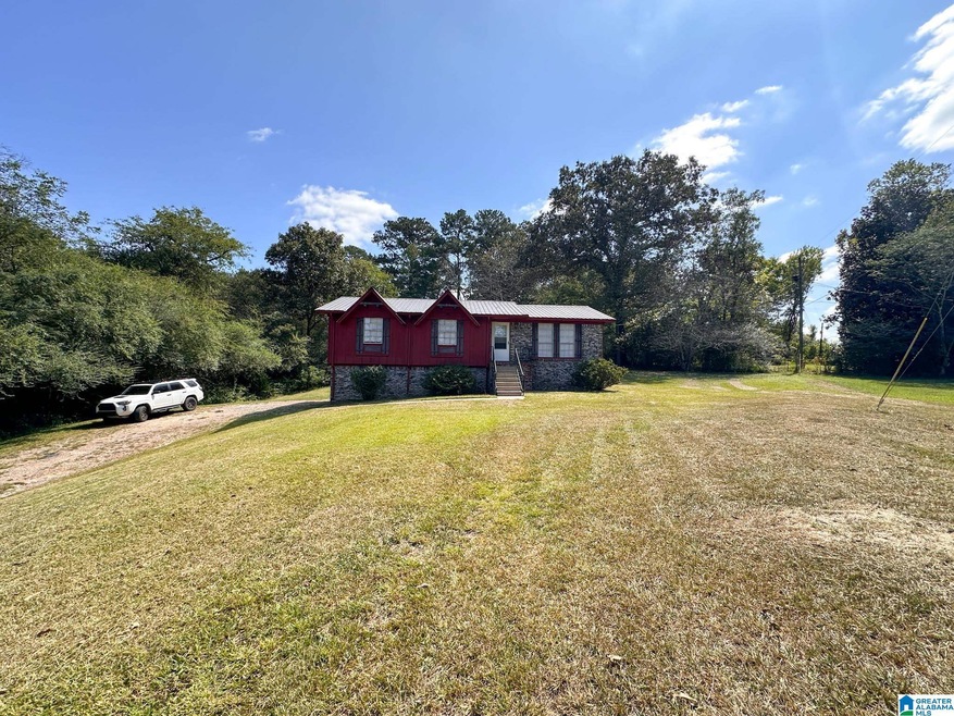 390 Robbins St, Sumiton, AL 35148 | MLS# 21366694