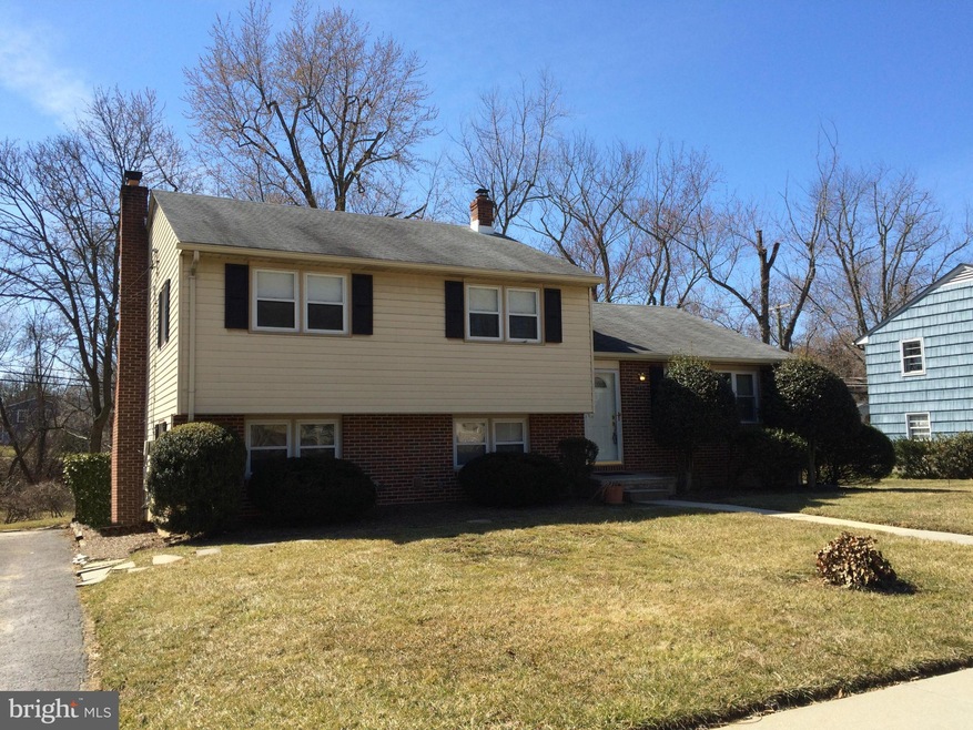 1627 Jeffers Rd, Towson, MD 21204 - photo 1