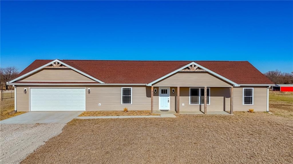 815 SW 520th Rd, Holden, MO 64040 - photo 1