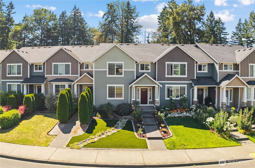 Sold $467,650 • Co-Listing Agent