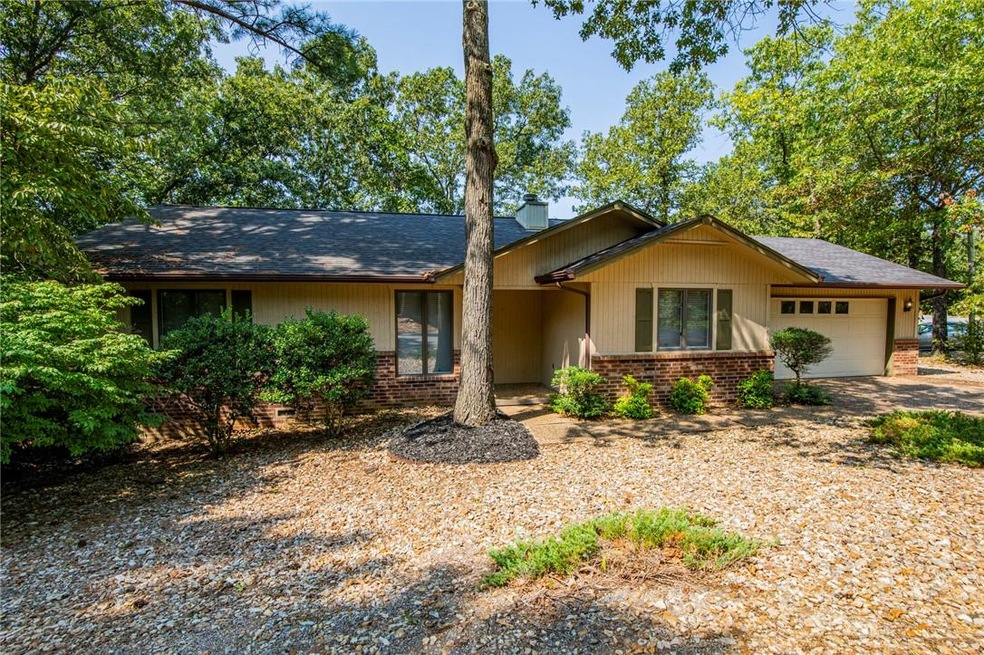 133 Mayfair Dr, Bella Vista, AR 72715 - photo 1