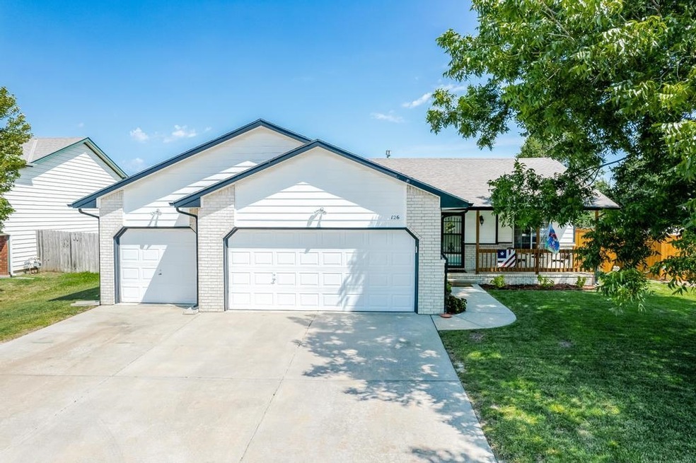 126 E Creekstone St, Mulvane, KS 67110 - photo 1