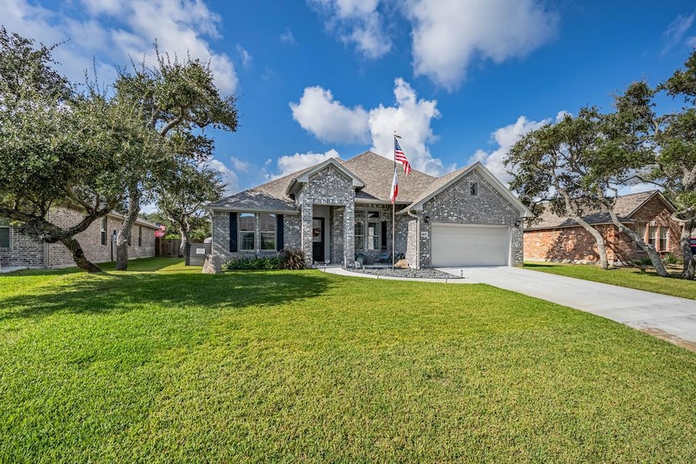 463 Augusta, Rockport, TX 78382 - photo 1