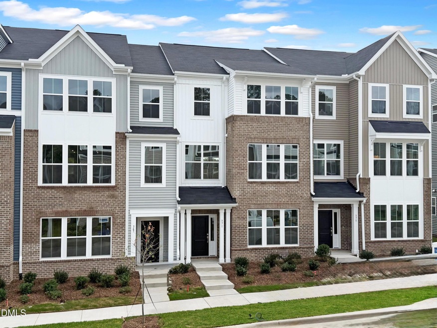 371 Chesapeake Commons St unit 116, Garner, NC 27529 - photo 1