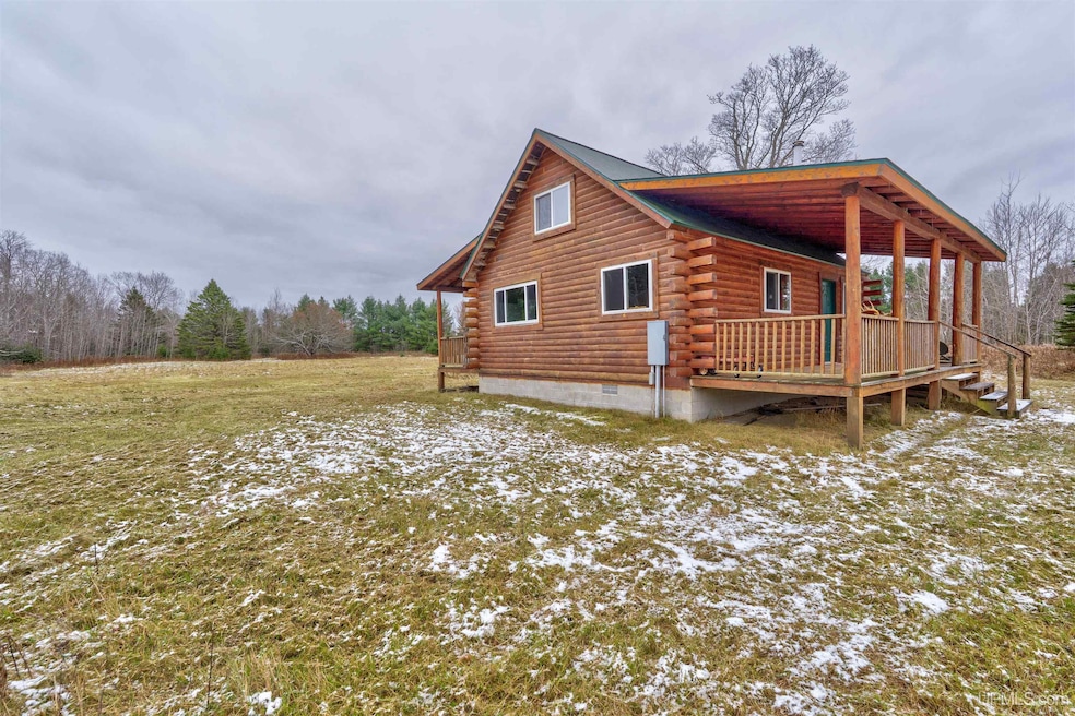 1617 U S 2, Gulliver, MI 49840 - photo 1