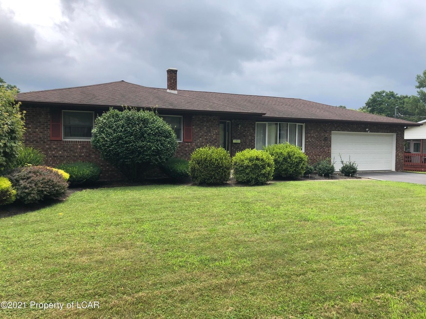 1310 Shoemaker Ave, Wyoming, PA 18644 - photo 1