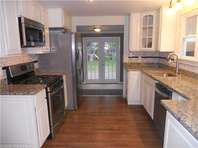 Kitchen. Kitchen with beautiful granite and custom