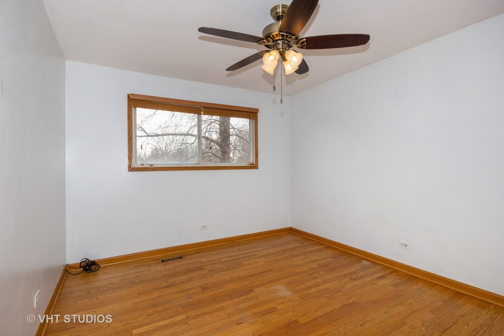 121 Kevin Ln, Oswego, IL 60543 - photo 1