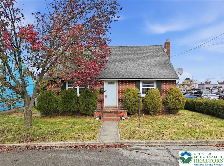 9 Park St, West Hazleton, PA 18202 - photo 1