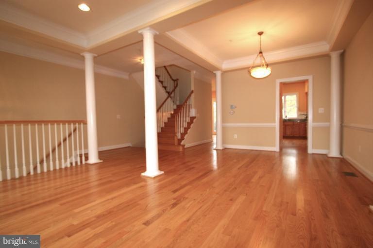 8507 Halston Way, Bethesda, MD 20814 - photo 1