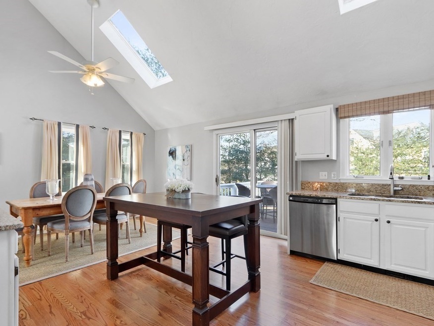 5 Eastleigh Ln, Natick, MA 01760 - photo 1