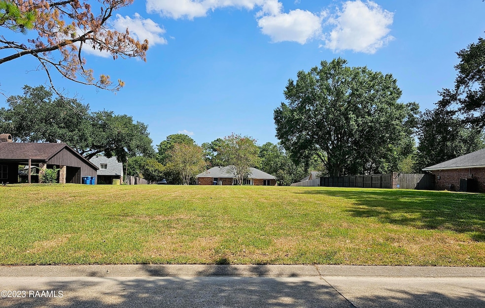 202 Vennard Ave Front