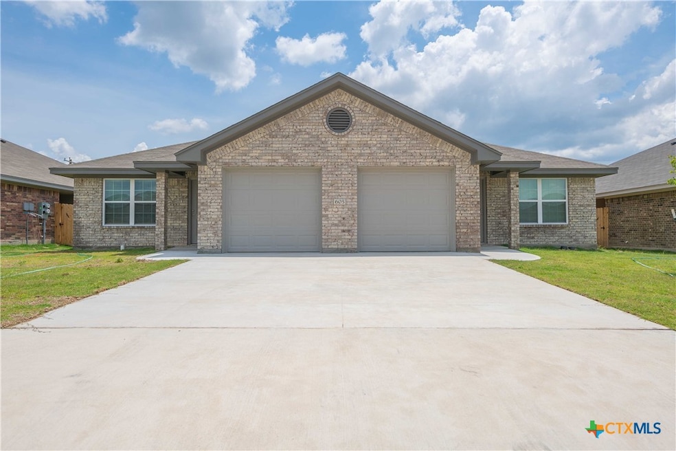 609 Lost Trail unit B, Copperas Cove, TX 76522 - photo 1