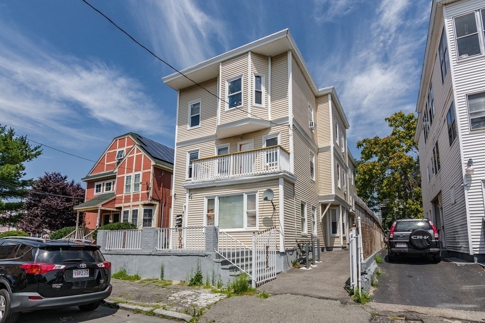 41 Summer St, Lawrence, MA 01840 - photo 1