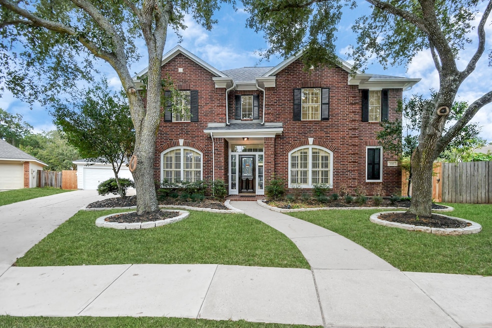 Welcome to 1311 Raintree Circle