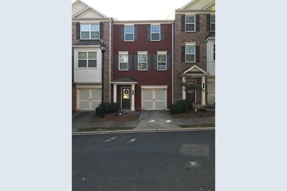 2197 Landing Walk Dr, Duluth, GA 30097 - photo 1