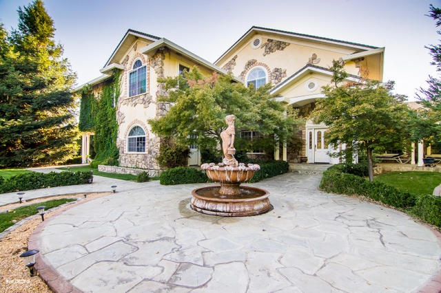 Red Bluff Home-3