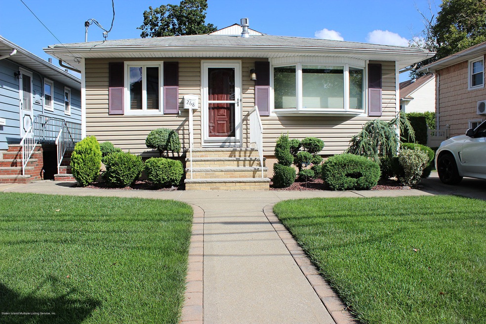 268 Edison St, Staten Island, NY 10306 - photo 1