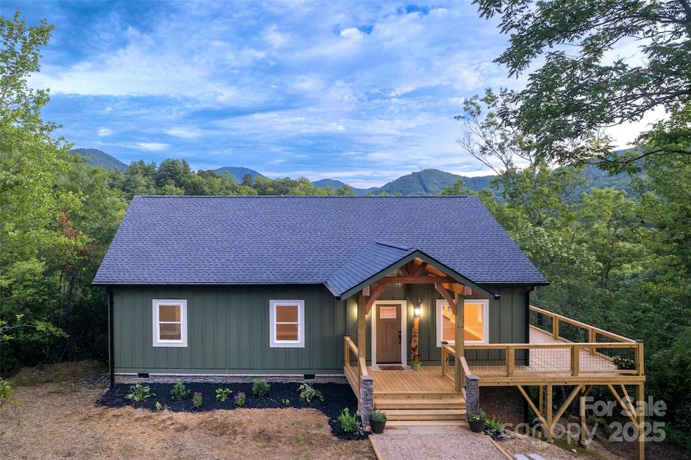 Under Contract $424,900
