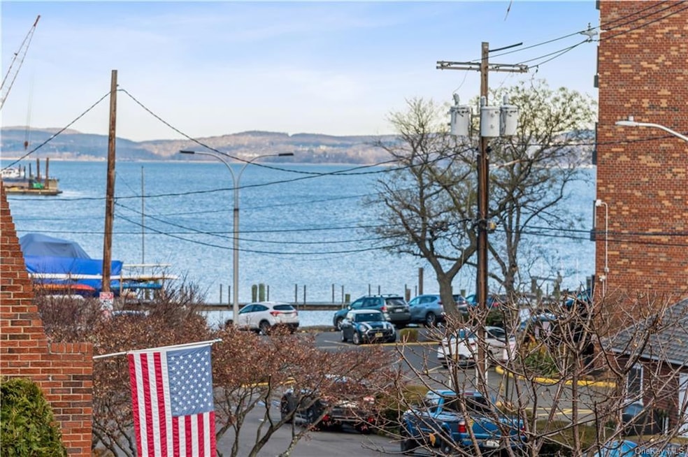 11 4th Ave, Nyack, NY 10960 - photo 1