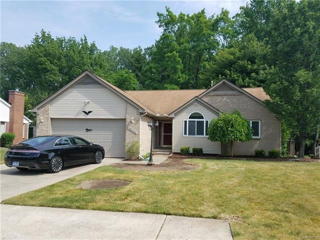 38470 Warren Road, Westland MI