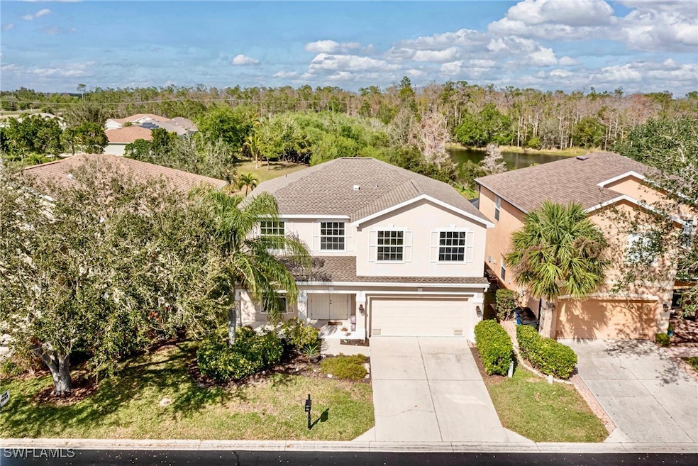 Birds eye view of front of property
