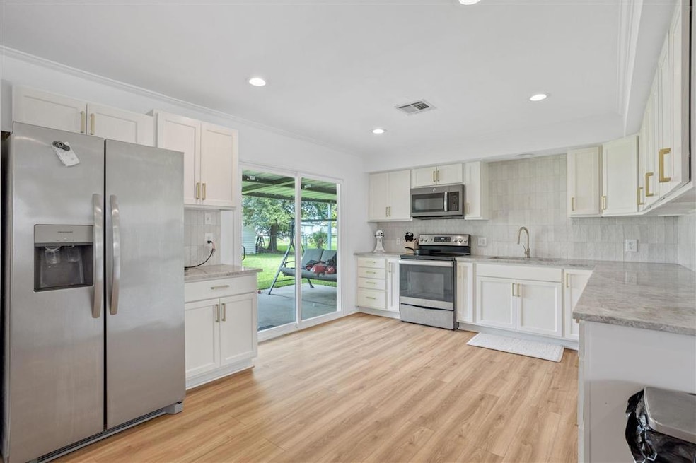 4430 Tamarack St, Lake Charles, LA 70605 - photo 1