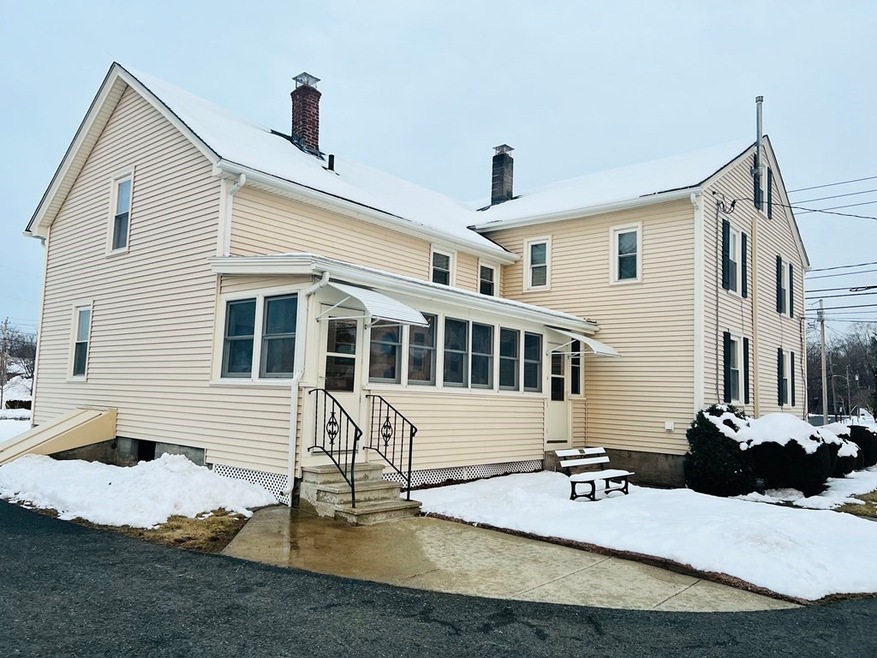 87 Noble St 2 Left unit 2L, Westfield, MA 01085 - photo 1