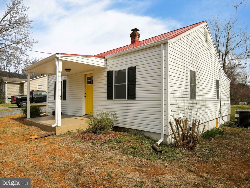 84 Freezeland Rd, Linden, VA 22642 - photo 1