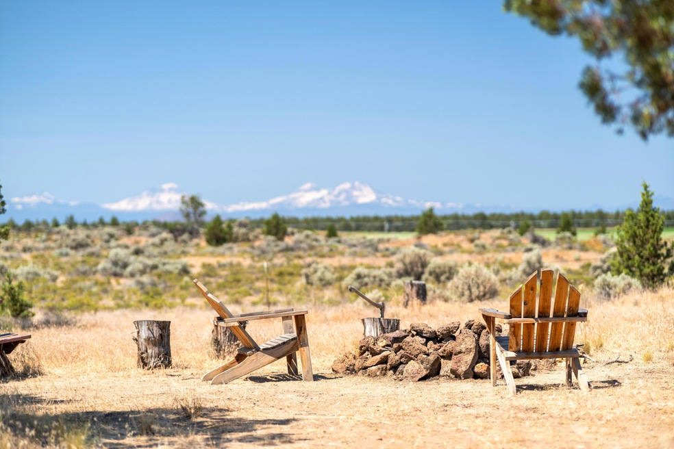 TL116 Lexie Ln, Redmond, OR 97756 - photo 1