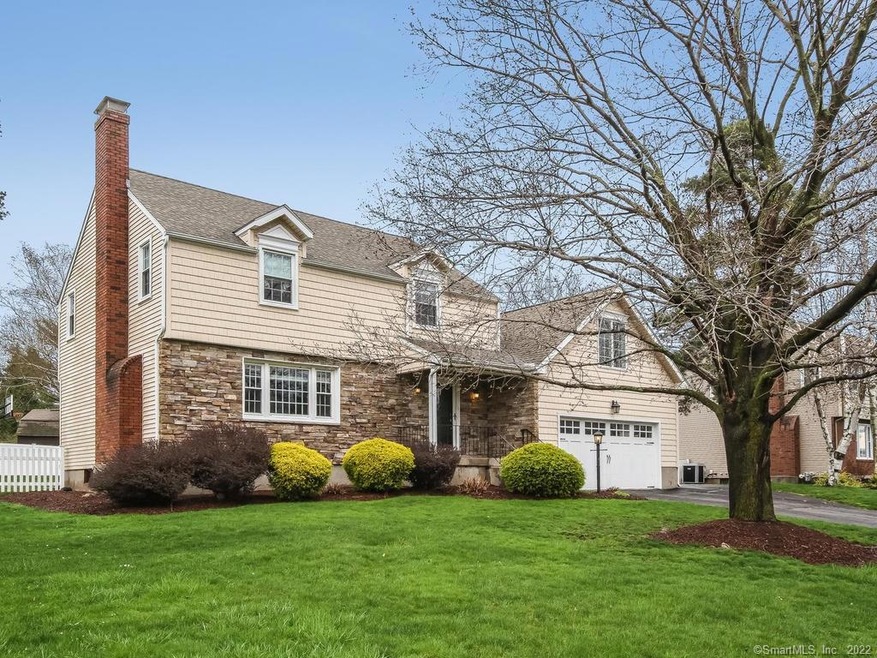 151 Old Common Rd, Wethersfield, CT 06109 - photo 1