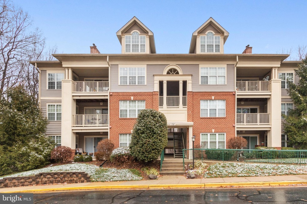137 Timberbrook Ln unit 303, Gaithersburg, MD 20878 - photo 1