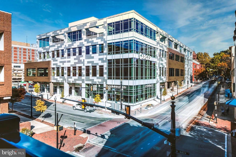 101 N Queen St unit 412, Lancaster, PA 17603 - photo 1