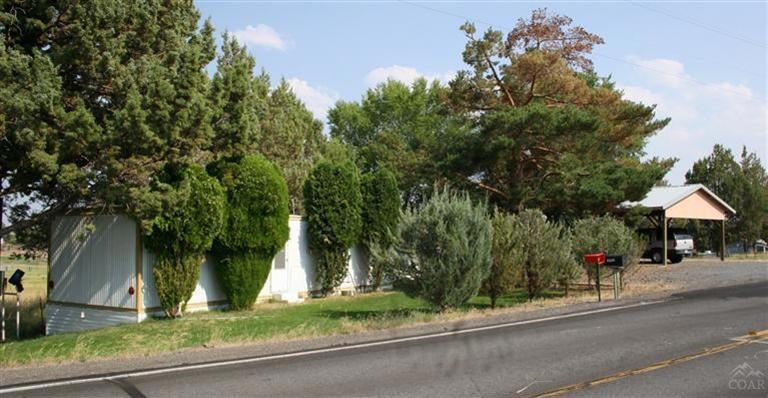 62610 Stenkamp Rd, Bend, OR 97701 - photo 1