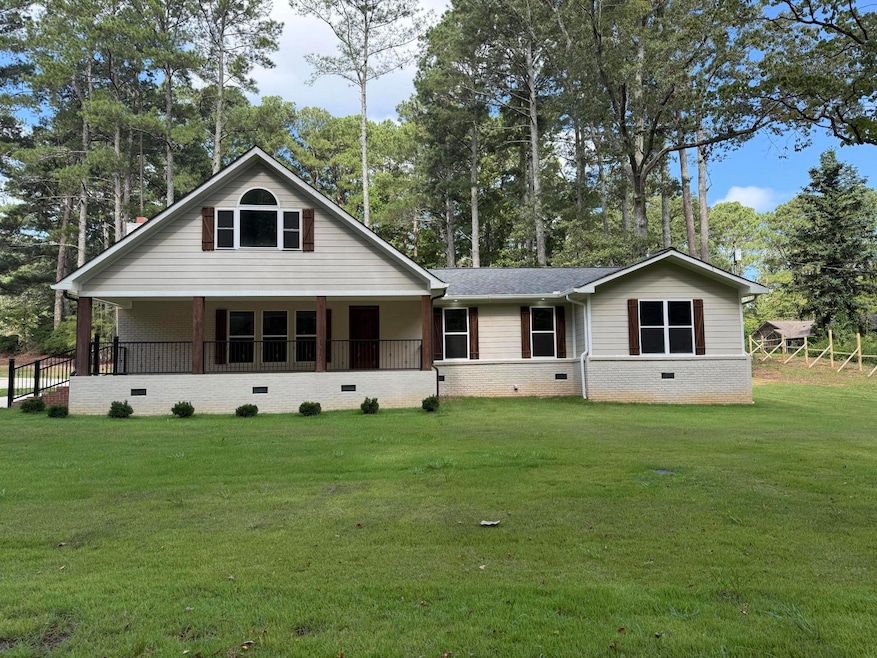 1104 S Pearl St, Iuka, MS 38852 - photo 1