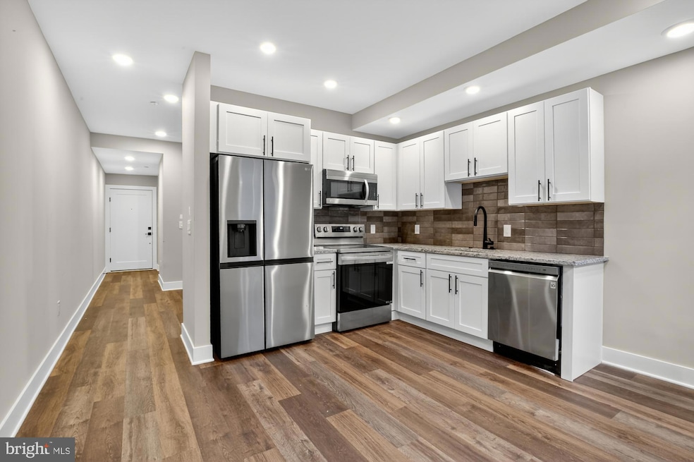 1924 N Front St unit 204, Philadelphia, PA 19122 - photo 1