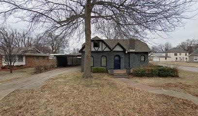 2203 N Beard St, Shawnee, OK 74804 - photo 1
