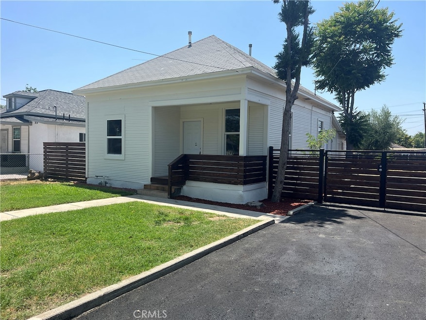 1231 Webster St, Redlands, CA 92374 - photo 1