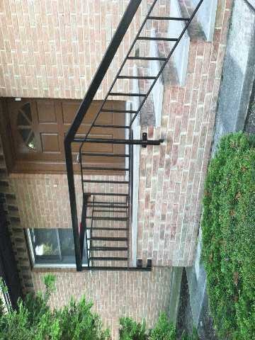 17-19 150th St unit 2nd Fl, Flushing, NY 11357 - photo 1