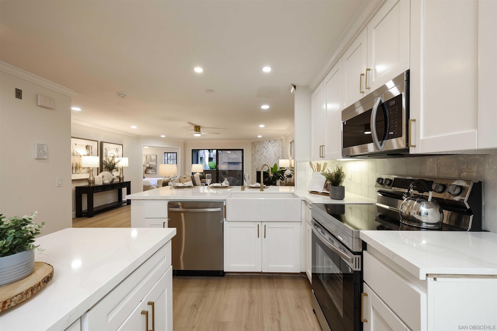 Sold $1,025,000 • Co-Listing Agent