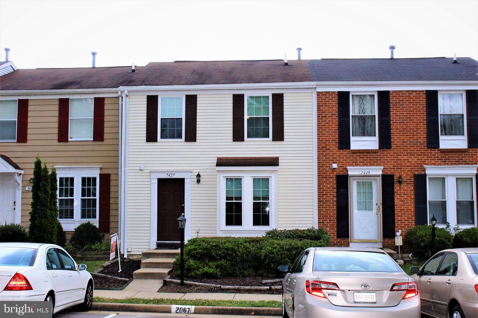 7427 Aspenpark Rd, Lorton, VA 22079 - photo 1