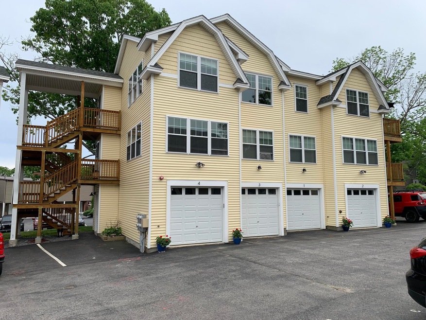 45 Post Rd unit 4, Wells, ME 04090 - photo 1