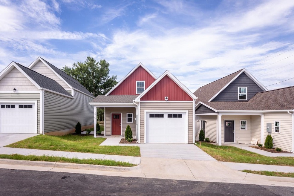 2515 Greenport Dr, Harrisonburg, VA 22801 - photo 1