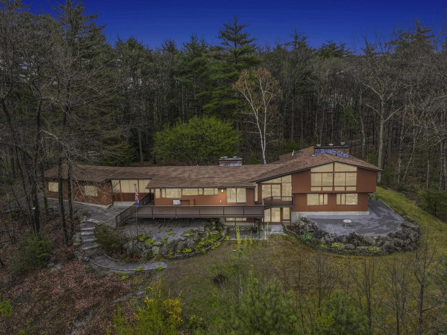 7 Monadnock Ln, Bedford, NH 03110 - photo 1