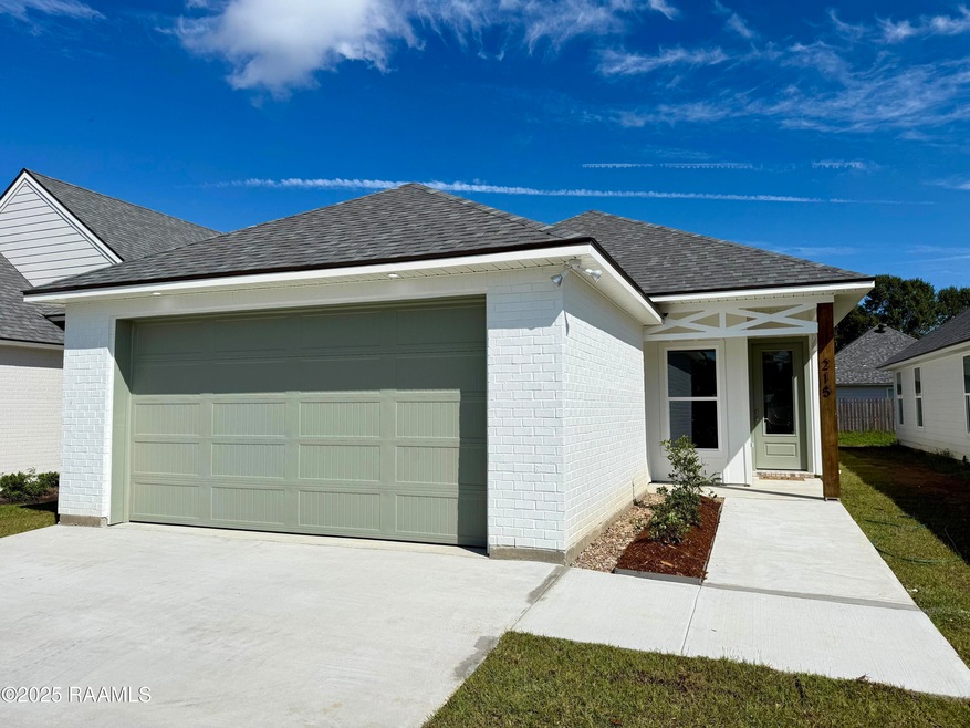 215 Berchman Oaks Dr, Lafayette, LA 70506 - photo 1