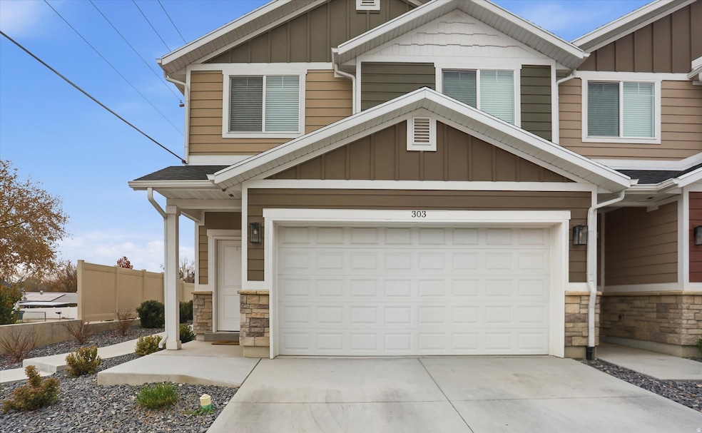 303 N Canterbury Way, Clearfield, UT 84015 - photo 1