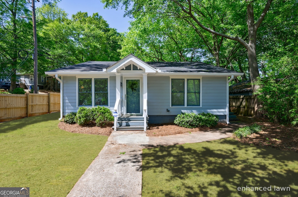 Welcome home to 1314 Arkwright Place SE!