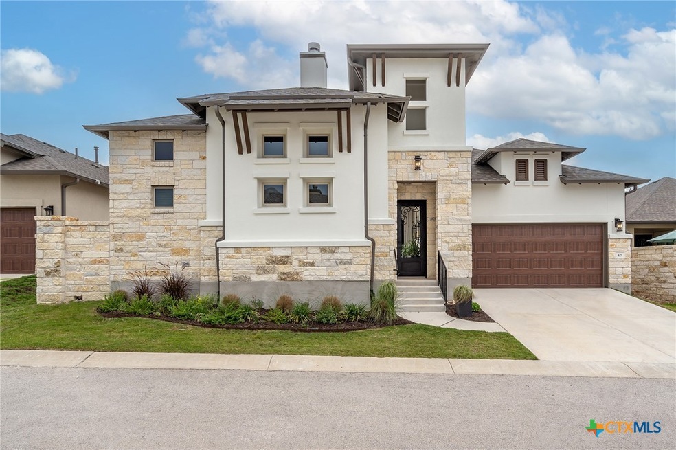 Contemporary Lock & Leave with a Timeless Aestheti