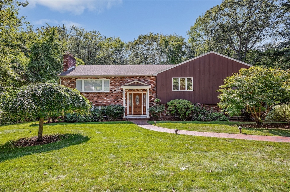 Sold $1,149,000 • Co-Listing Agent